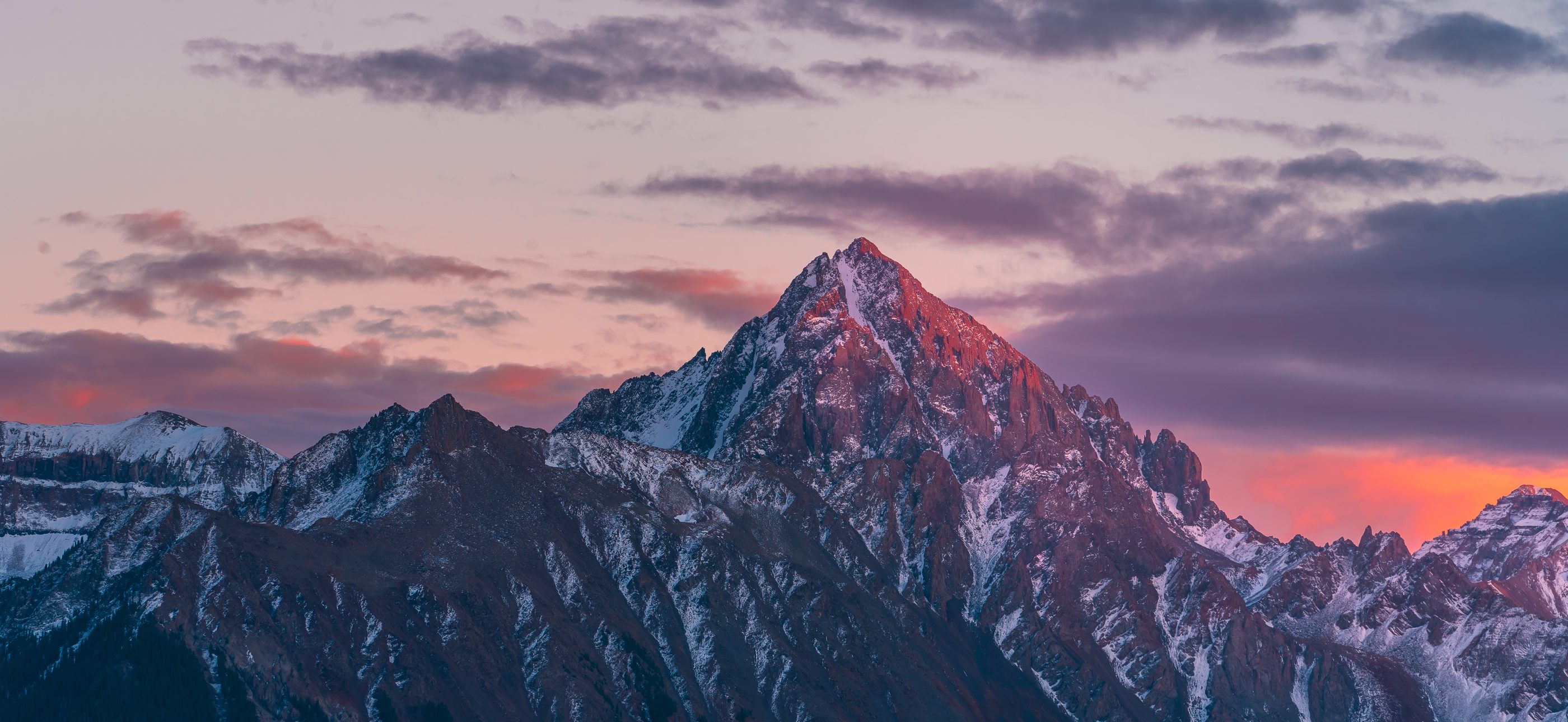 Interlocking Colorado ridgelines at dusk
