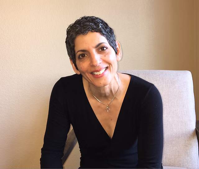 Gitit Kaufman, Trauma Therapist
